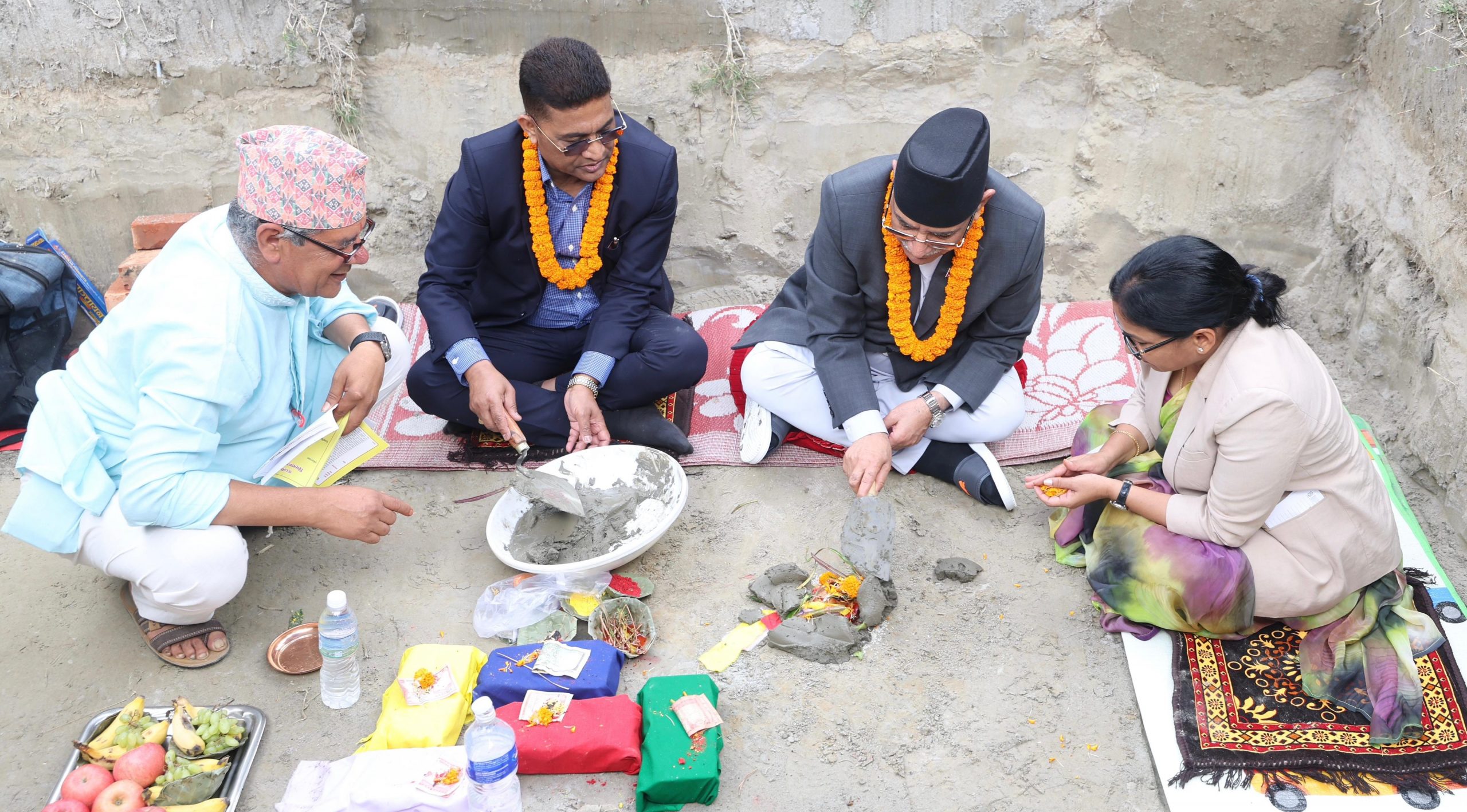 PM Prachanda lays foundation stone for new bridge over Narayani River (photos)