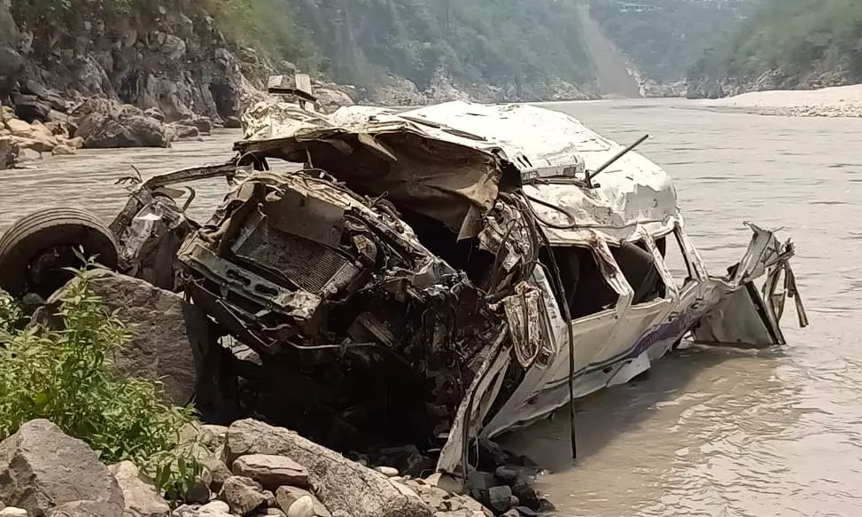 Uttarakhand: 14 killed as vehicle falls into river, CM orders probe