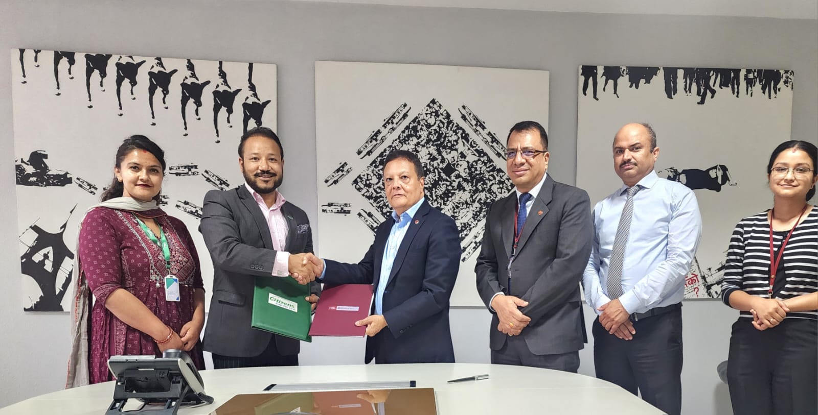 FPO issue management agreement signed between HBL & Citizens Capital