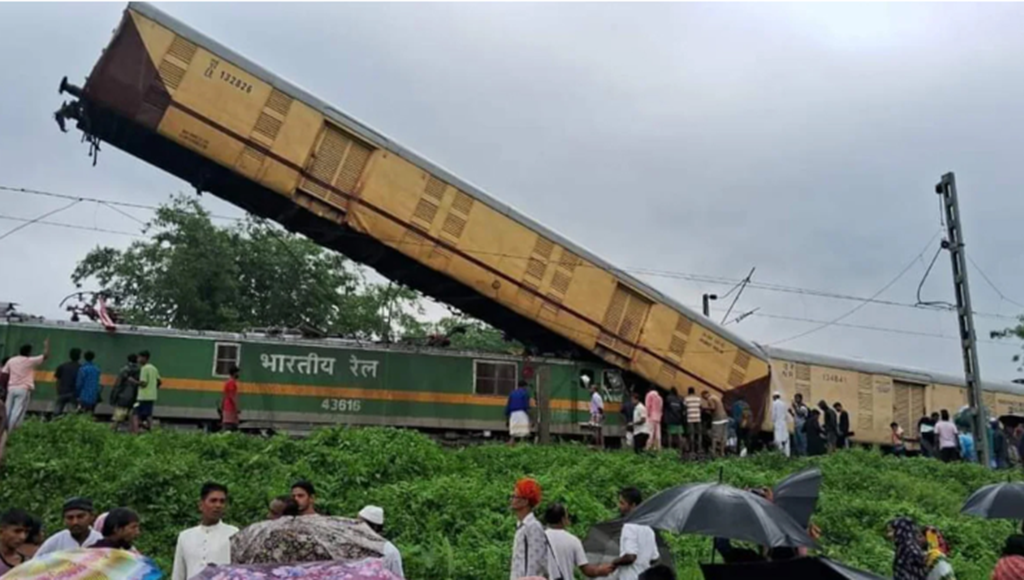Five killed as Indian passenger and goods trains collide