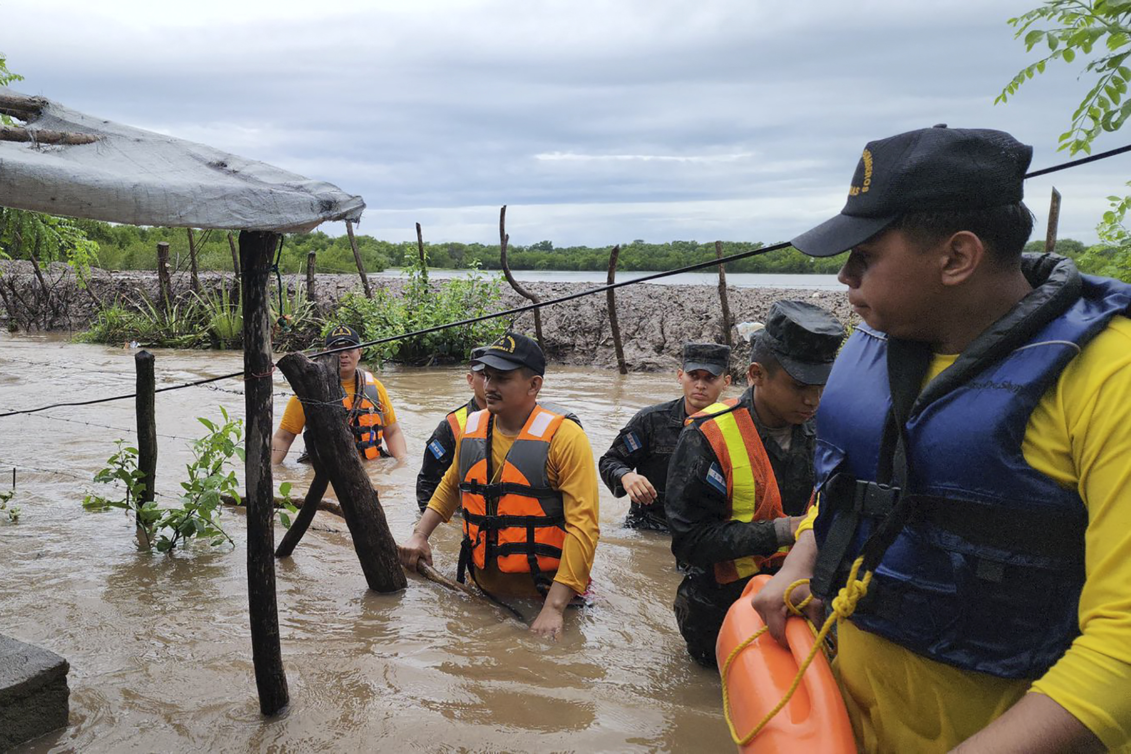13 killed as heavy rains pound Central America