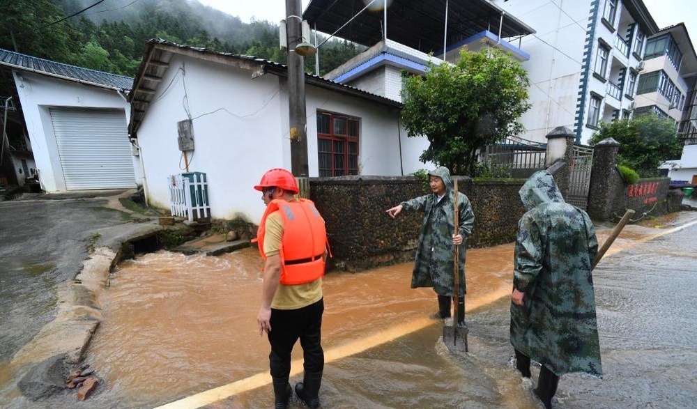 4 killed after torrential rains lash east China