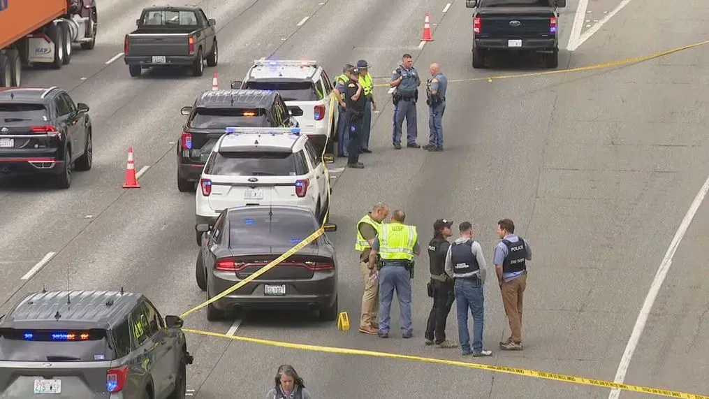 1 dead, 3 injured in stabbing, shooting in U.S. Washington state