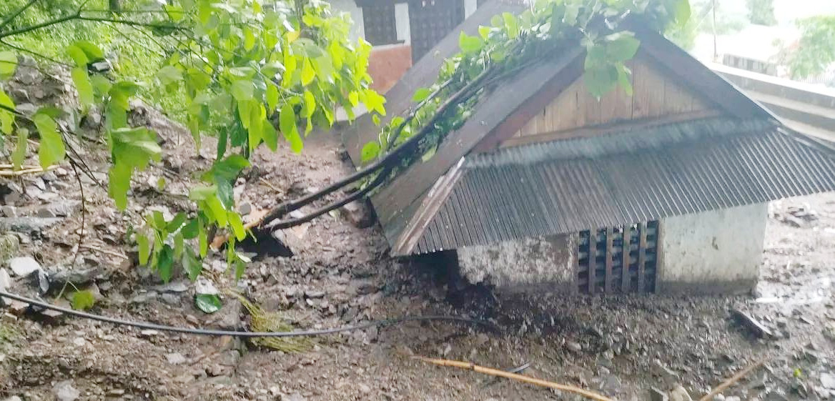 Floods & landslides displace 25 households in Taplejung