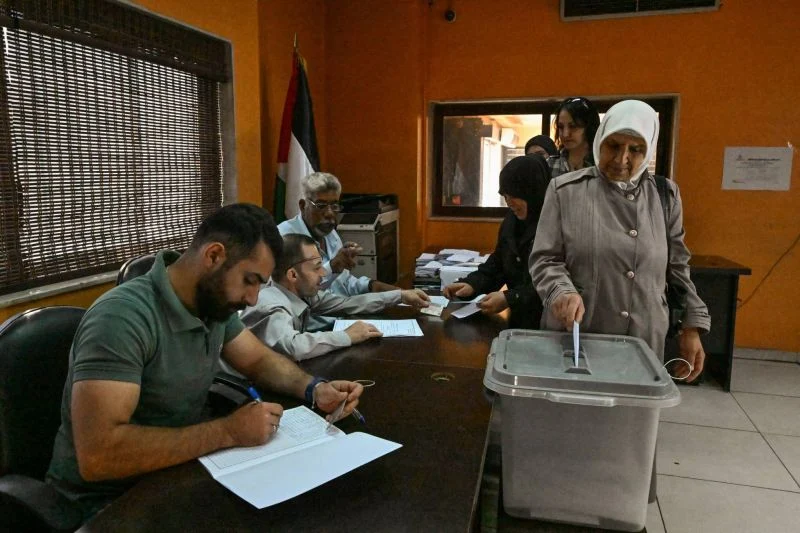 No surprises expected as Syrians vote in parliamentary poll