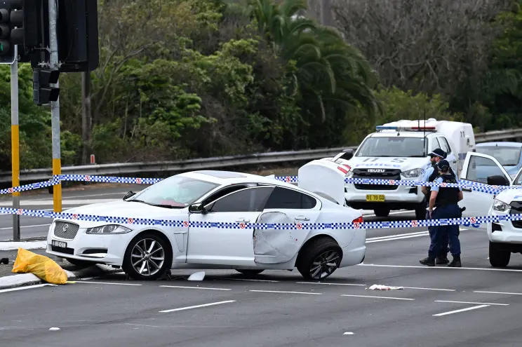 4 injured in crash, suspected stabbing in Sydney’s south