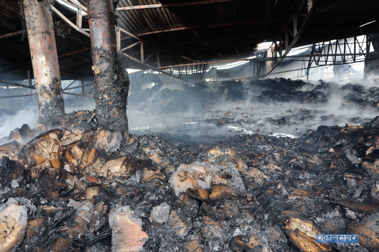 Fire ravages furniture industry in Madhyapurthimi