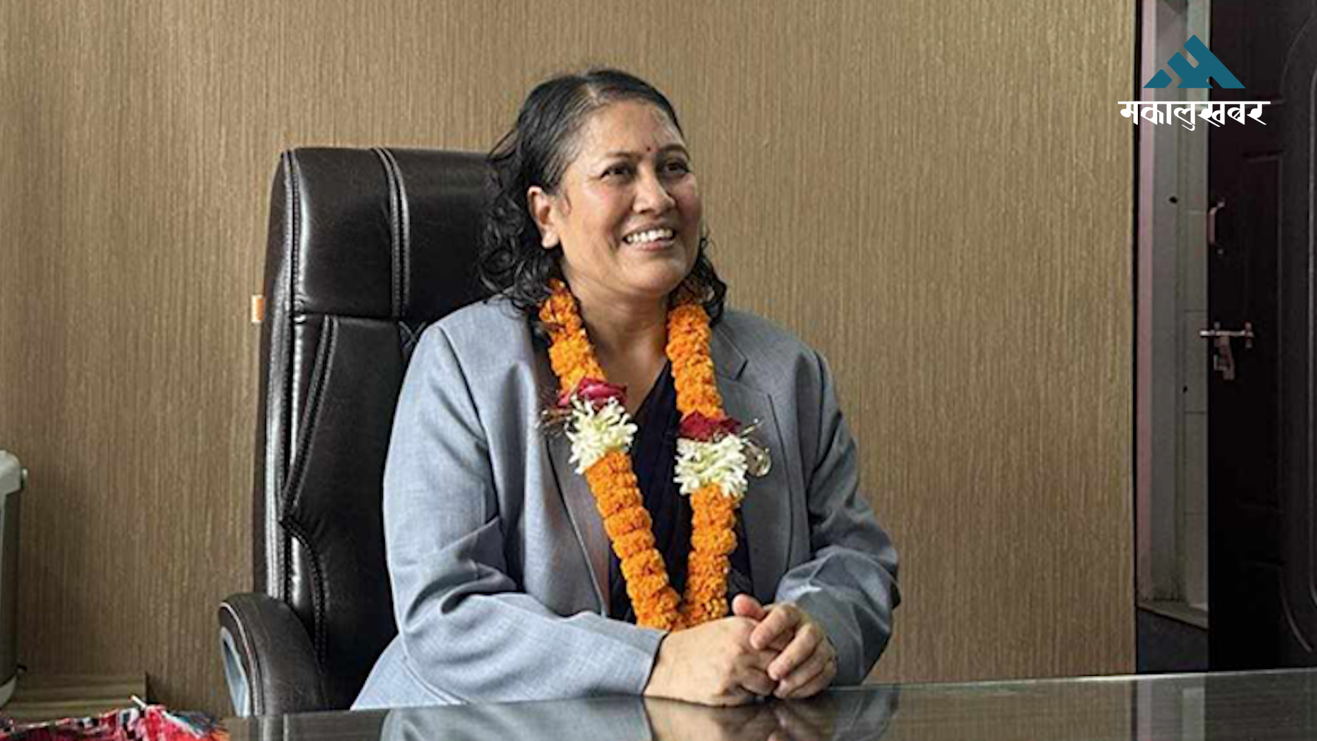 Education Minister Bhattarai wants civil employees to respond to public grievances