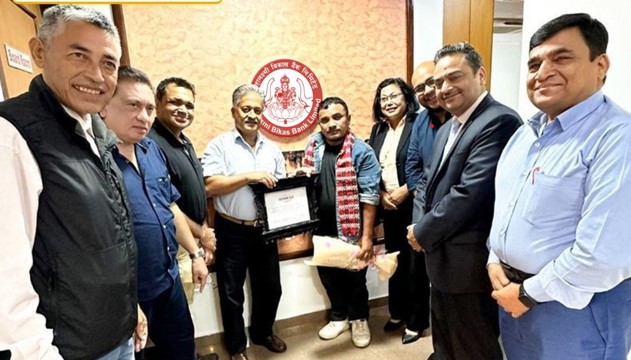 Mahalaxmi Bikas Bank honors Chanikalal Tamang for heroic flood rescue in Lalitpur