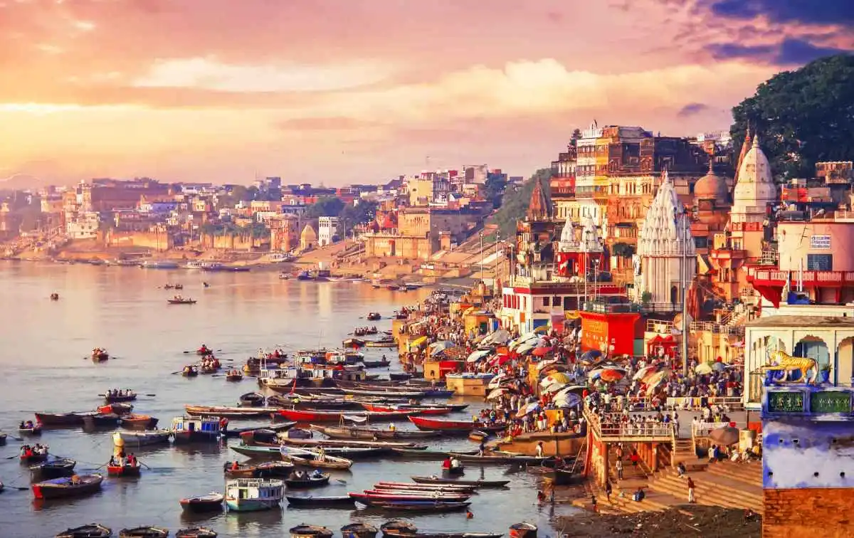 The holy city in India where thousands go to die
