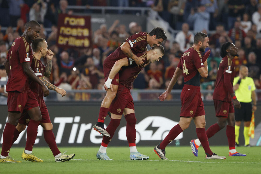 Roma secures second win in Serie A with victory over Venezia