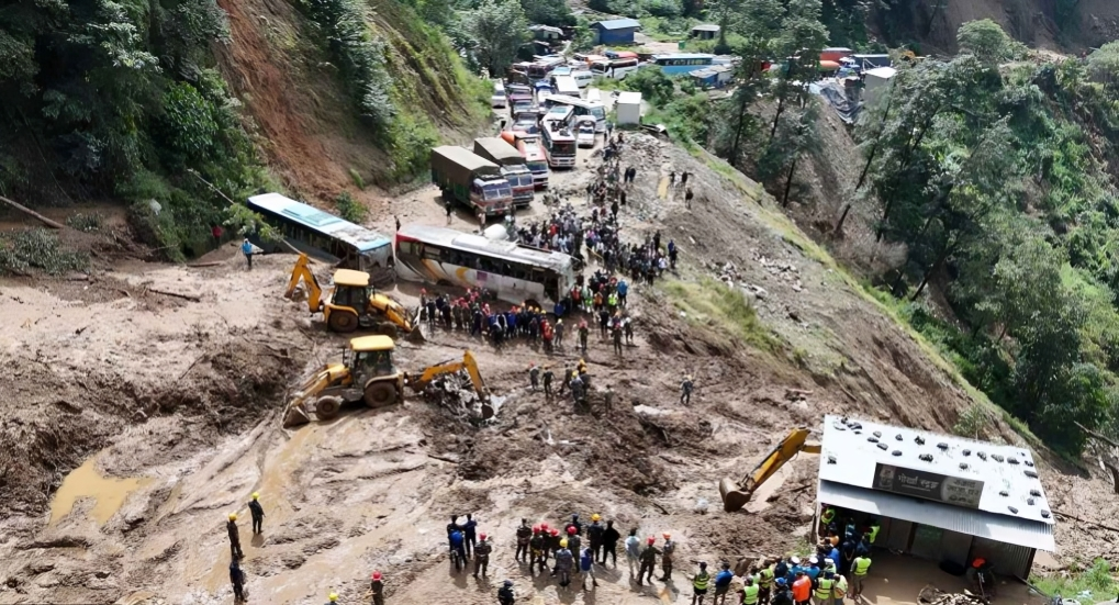 Death toll from floods & landslides reaches 192, 30 still missing