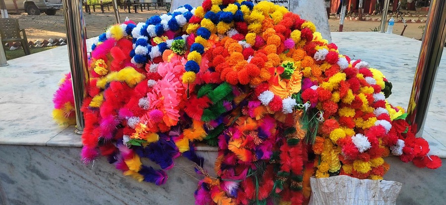 Local levels ban plastic flowers in Banke, Kailali