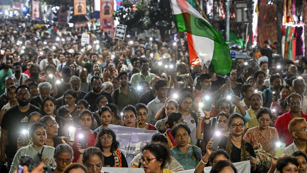 Thousands march in India as doctors resume strike