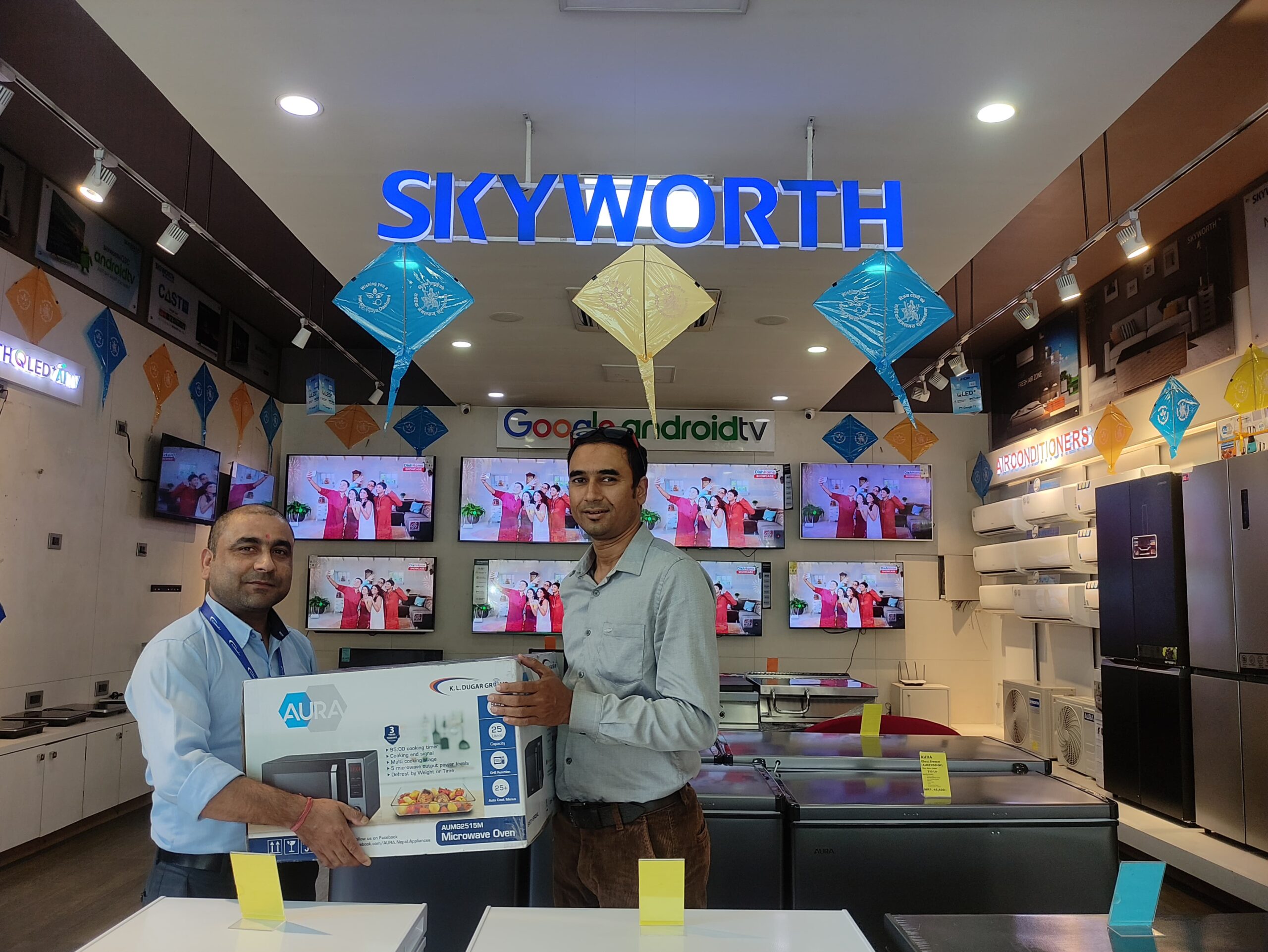 Announcement of the 2nd weekly lucky winner of the Skyworth festive offer