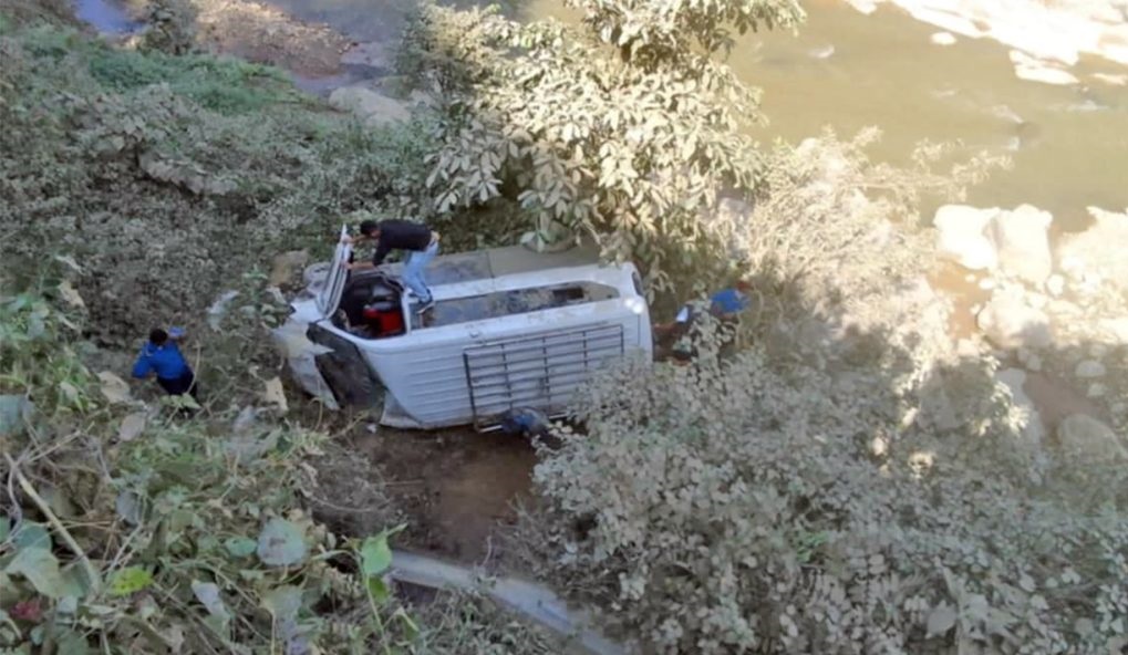 Microbus accident in Dhading: 11 injured, 2 in critical condition