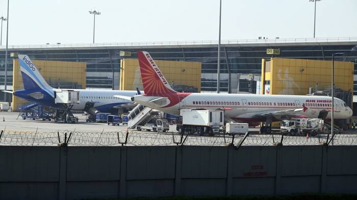 Indian airlines hit by nearly 1,000 hoax bomb threats