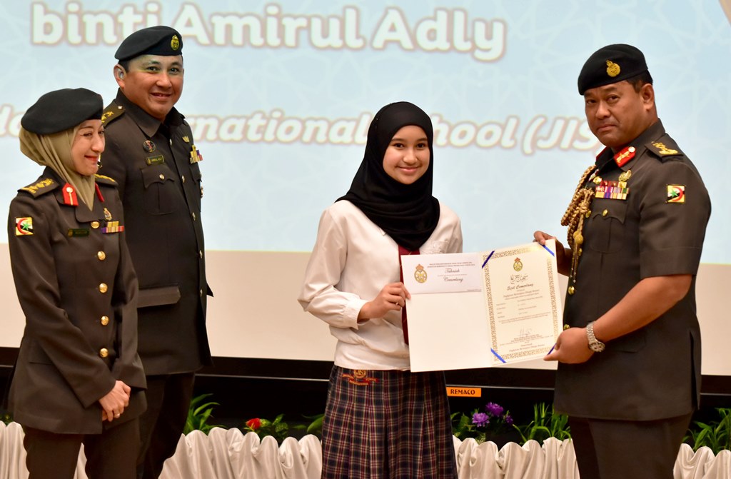 Brunei military children awarded for academic excellence