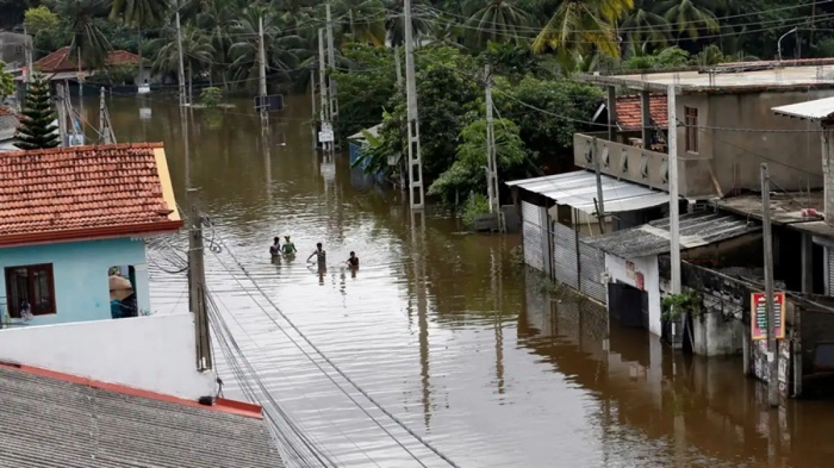 Over 82,000 people affected by adverse weather in Sri Lanka