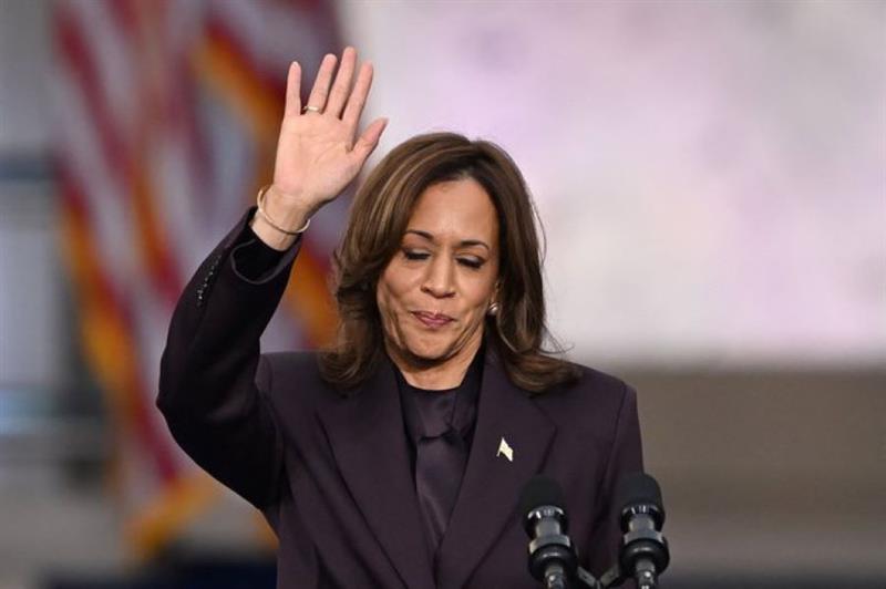 Harris gives defiant concession after stunning Trump win