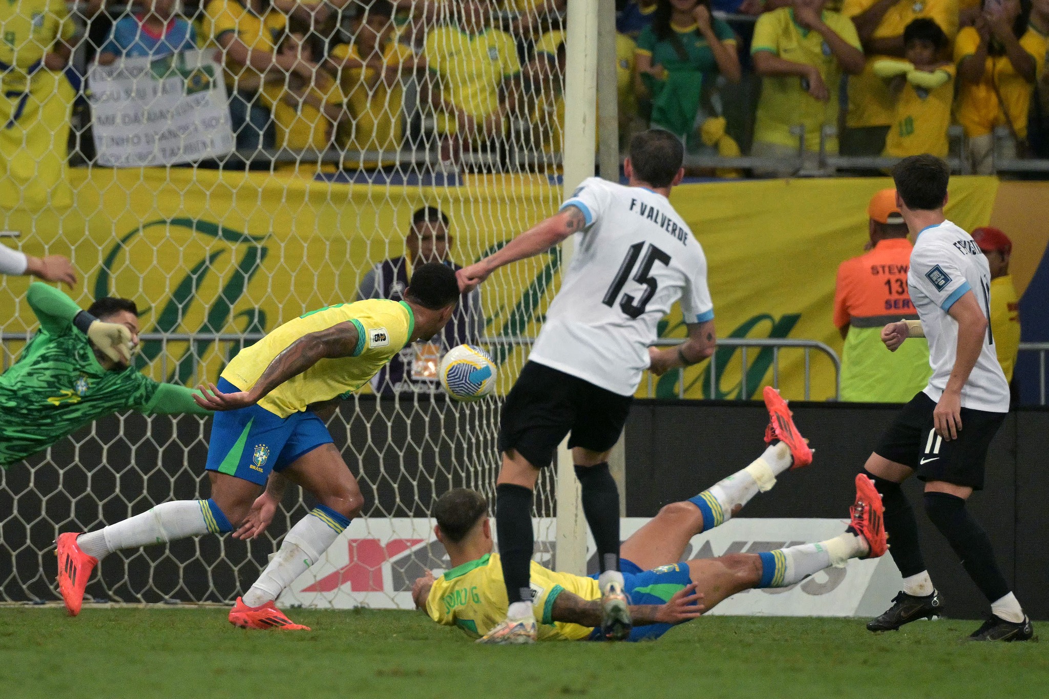 Brazil draws 1-1 against Uruguay