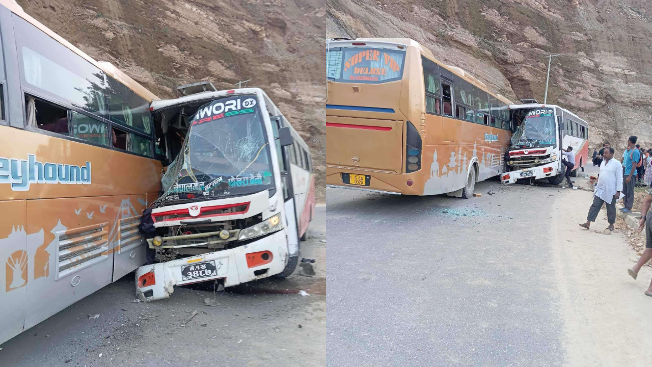 29 injured as two buses collide in Gorechautara