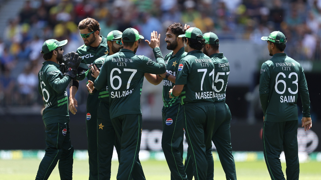 Pakistan clinches ODI series against Australia