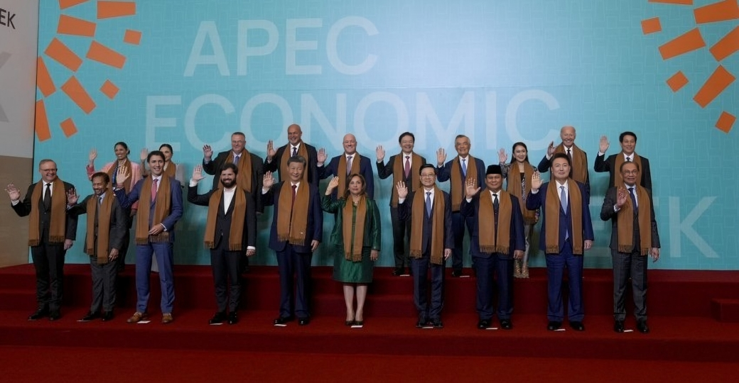 Japanese PM Shigeru Ishiba misses APEC group photo due to traffic jam