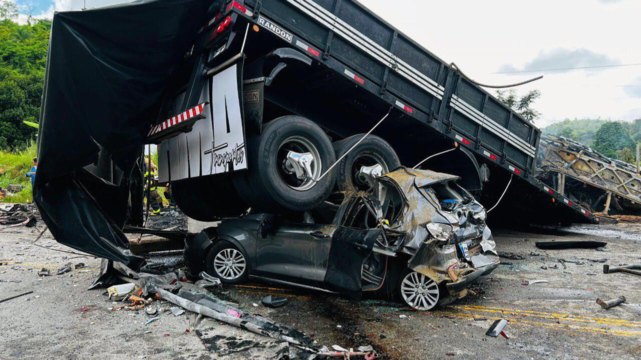 At least 38 die in bus accident in southeastern Brazil