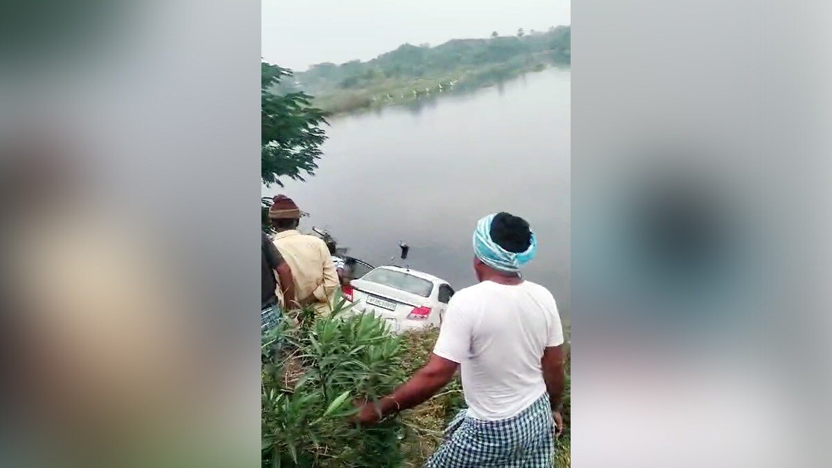 5 dead as car falls into lake in south India