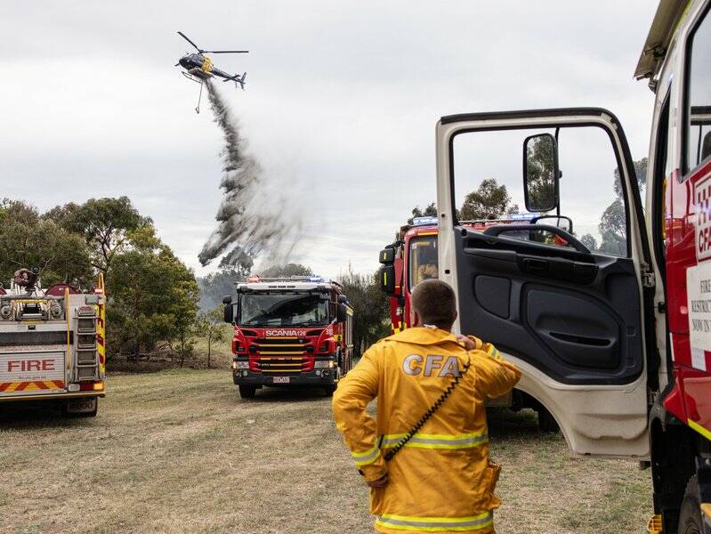 Millions of Australians warned to prepare for severe heat, possible fires