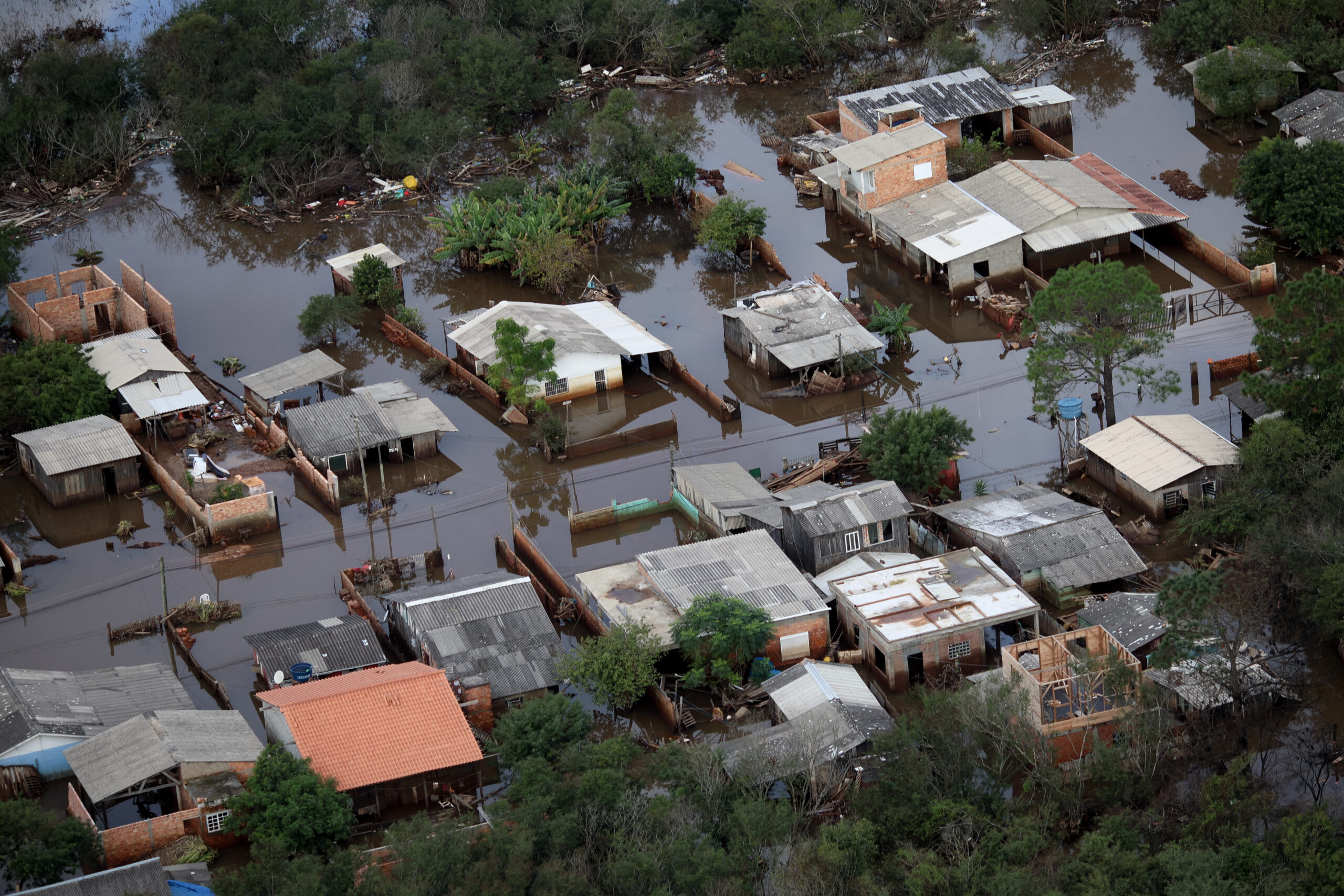 South Brazil still on alert for storms, floods