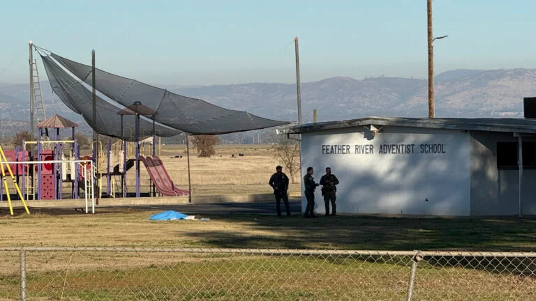 2 students wounded, gunman dead after shooting at Northern California school