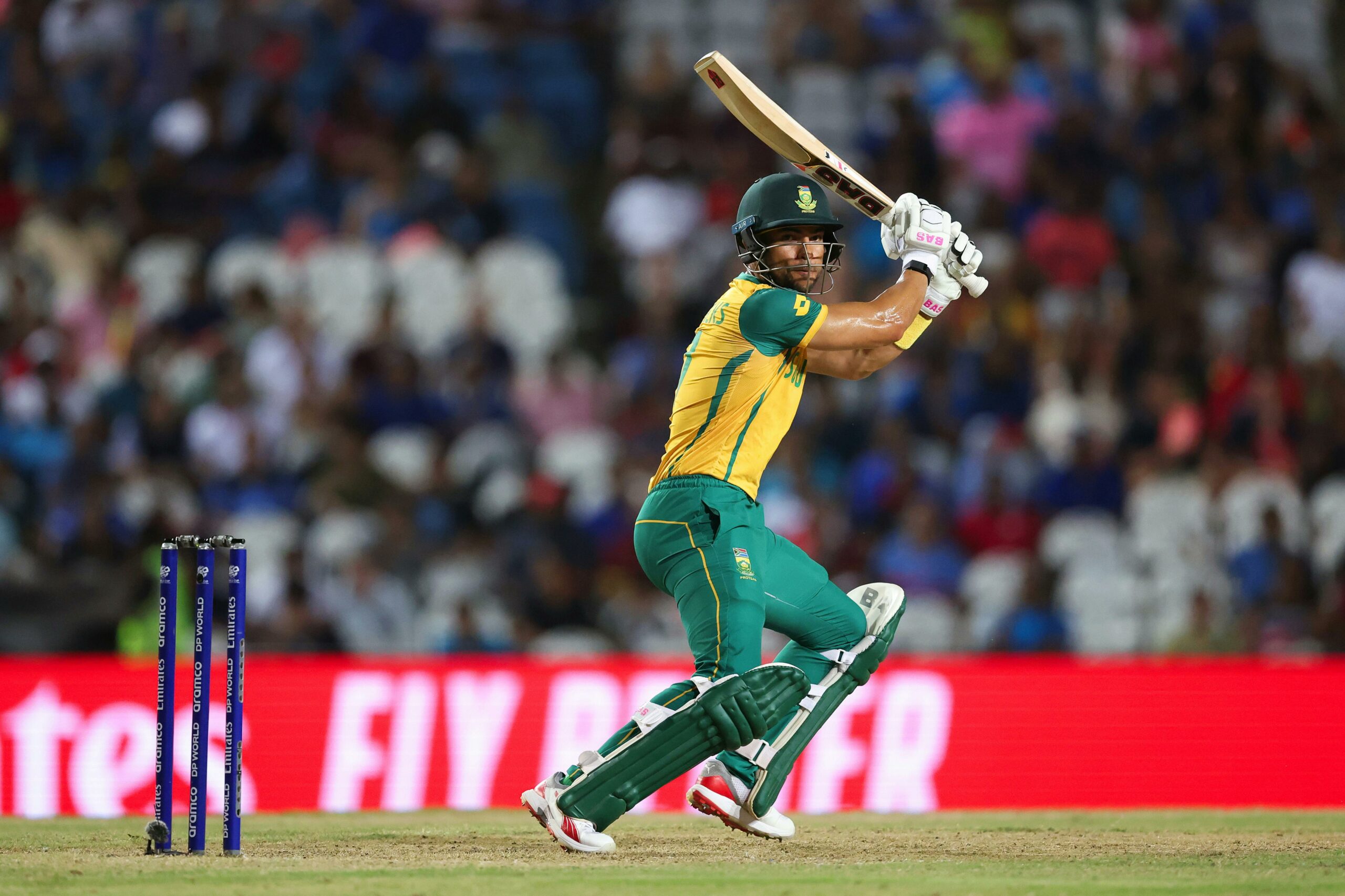 Hendricks’ century secures series win for South Africa over Pakistan