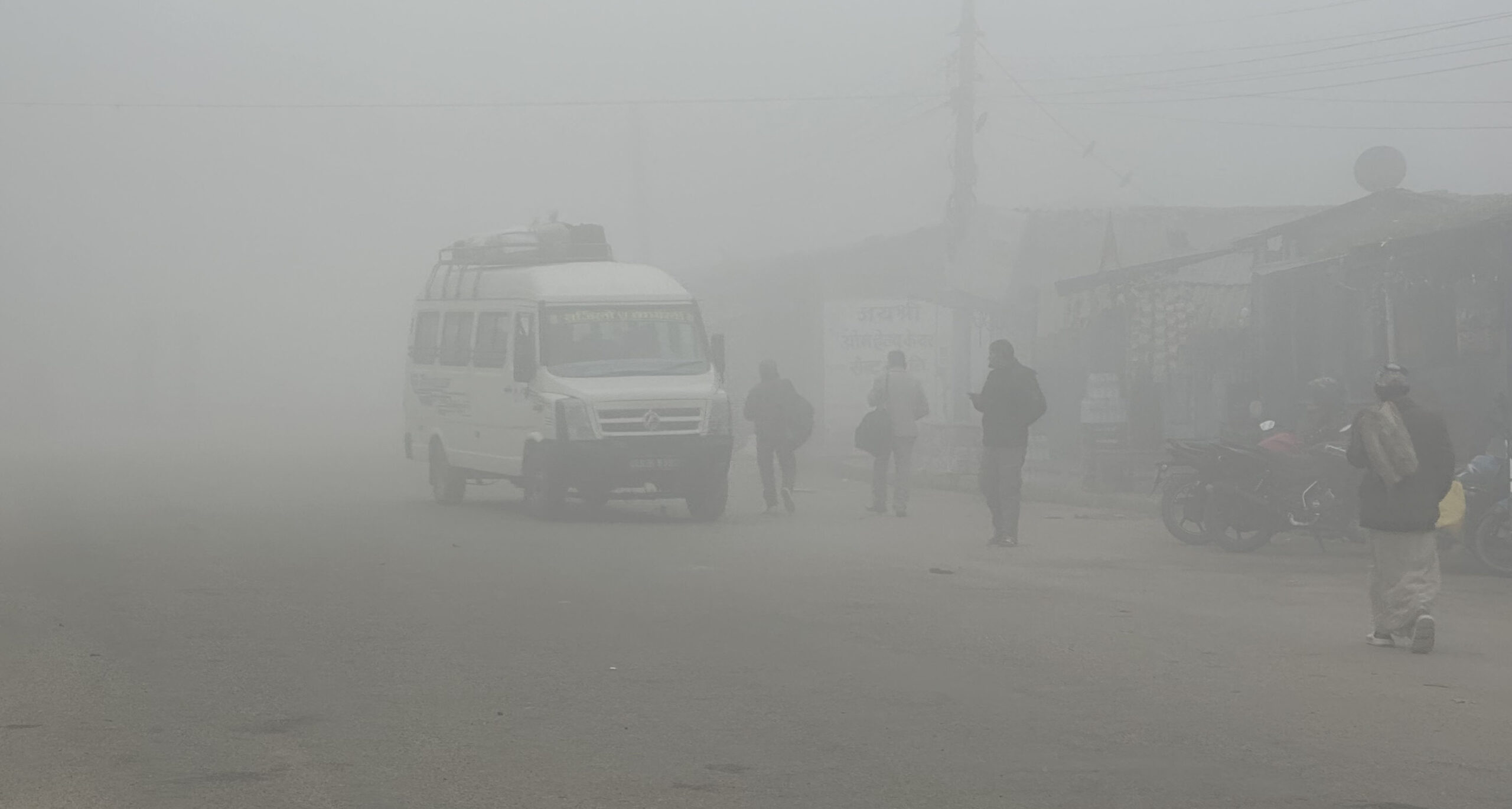 Life in Terai Madheh affected due to cold wave, dense fog