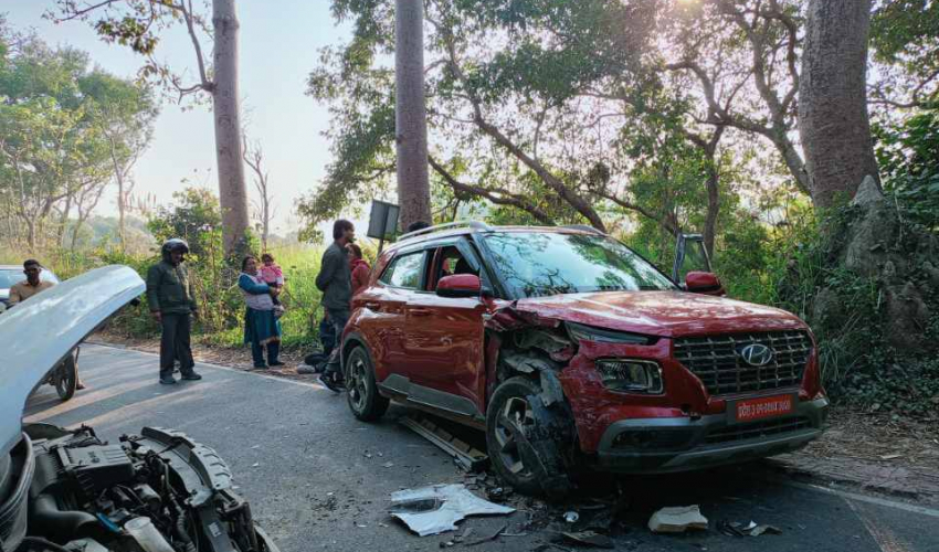 Sudurpaschim State Minister Prakash Bam injured in car accident