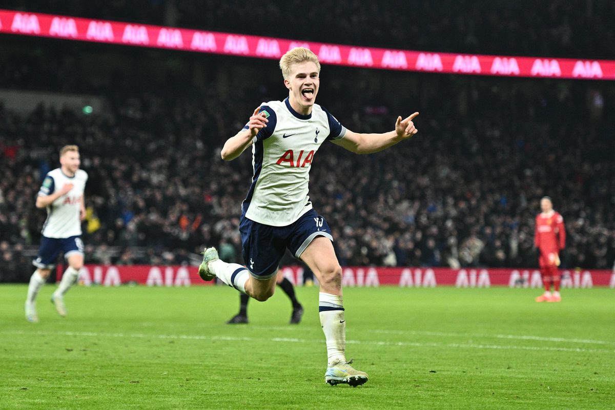 Tottenham defeats Liverpool in league semi-final first leg