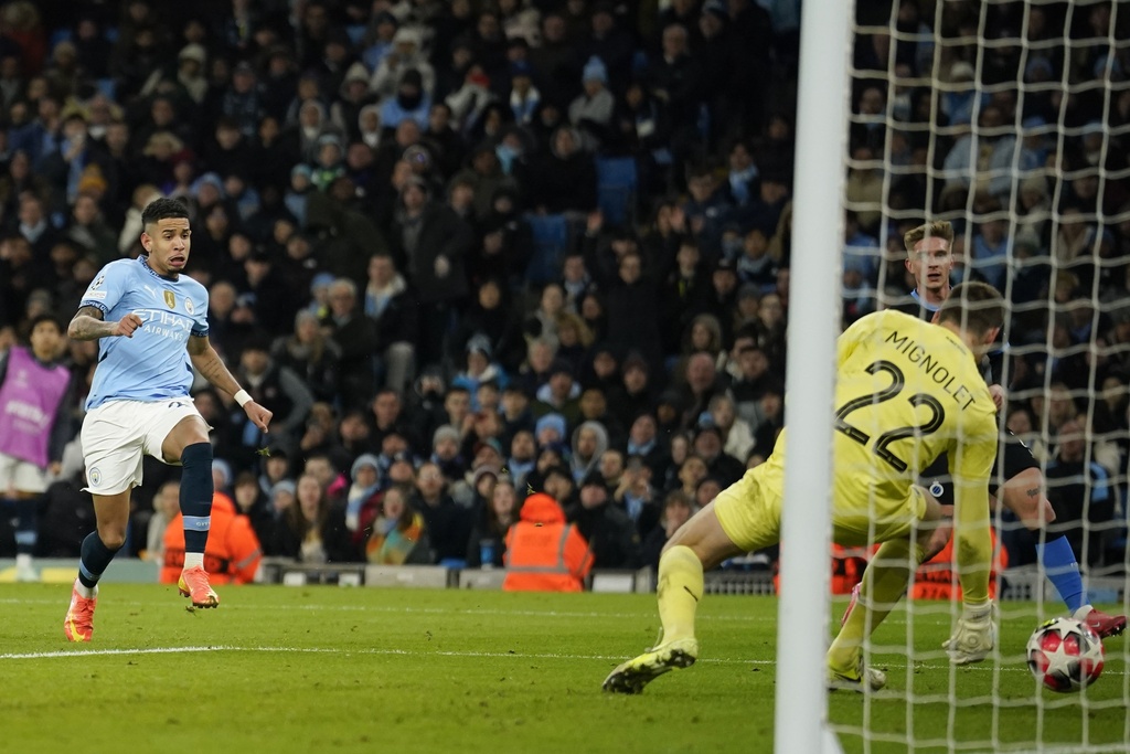 Manchester City secures playoff spot in Champions League