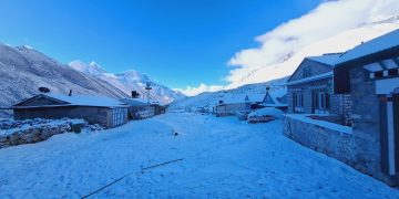 Snowfall in Sankhuwasabha’s Makalu area, normal life affected