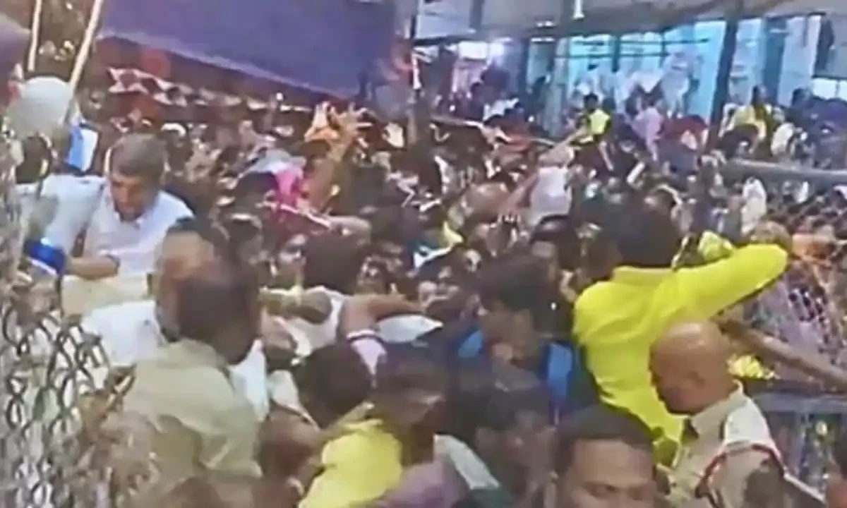 Six dead in India temple stampede