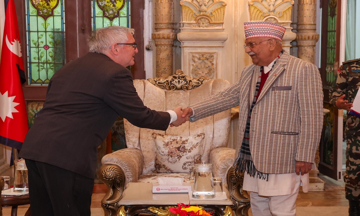 Israeli Ambassador pays courtesy call on PM Oli