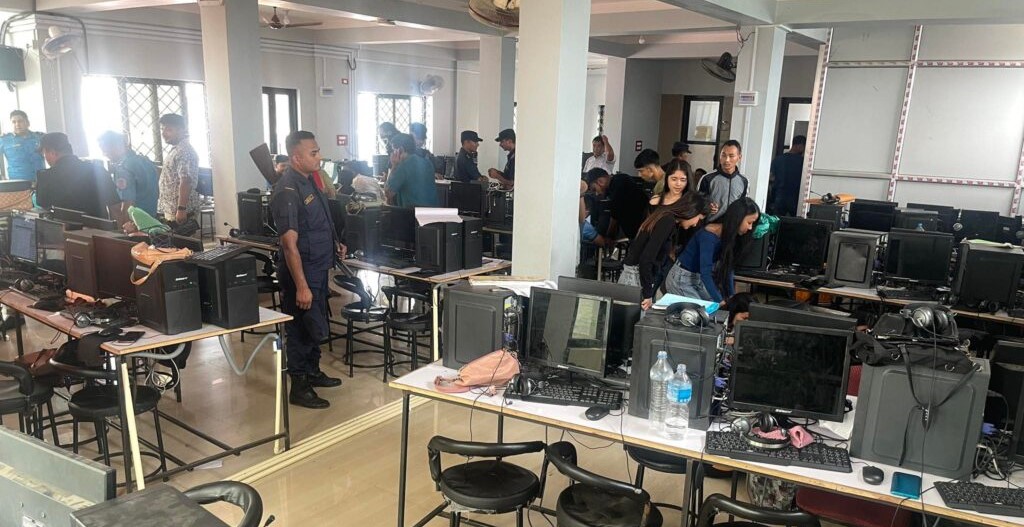 CIB raids illegal call center, detains 53, seizes laptops & mobiles