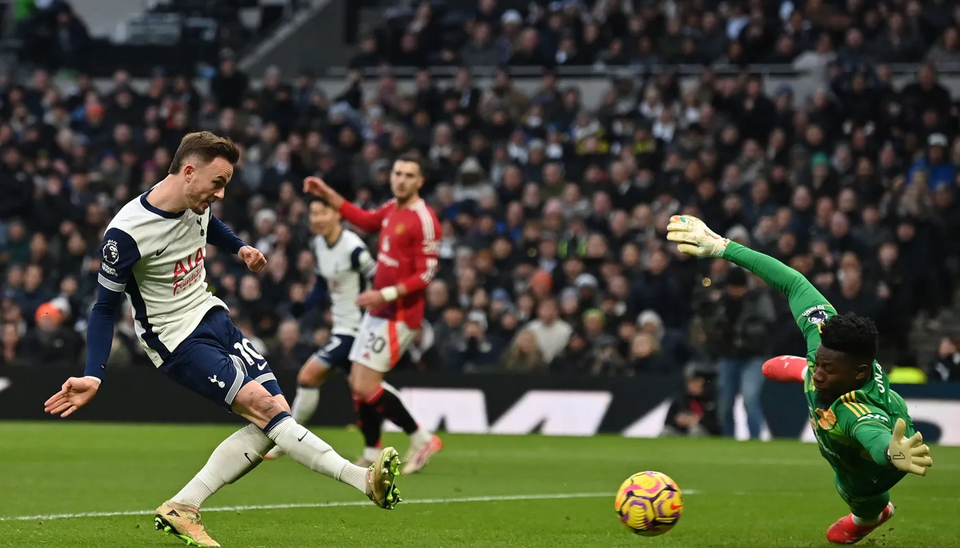 Tottenham Hotspur defeats Manchester United 1-0 in Premier League