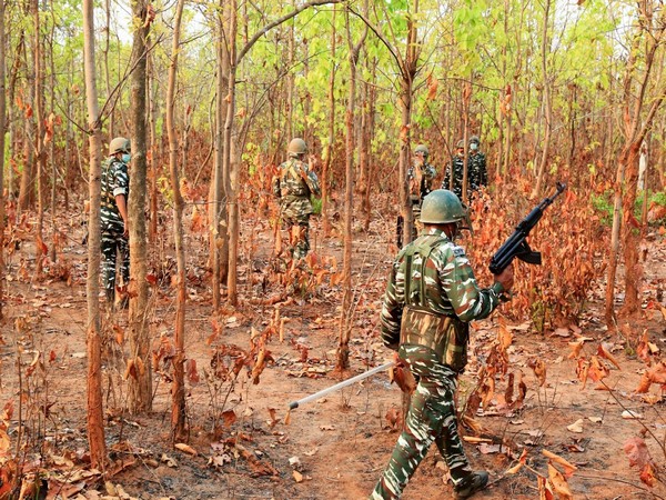 12 Naxalites killed, 2 jawans dead in encounter in Chhattisgarh’s Bijapur