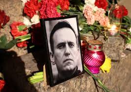 Navalny supporters risk reprisals with memorial events a year after death