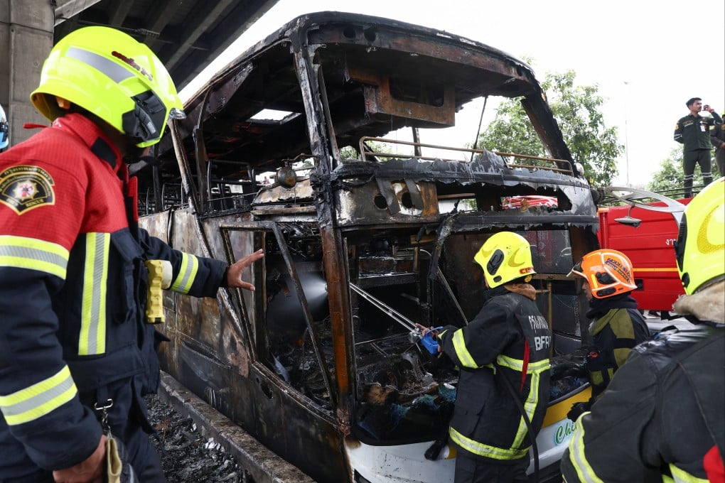 6 killed in south China bus fire