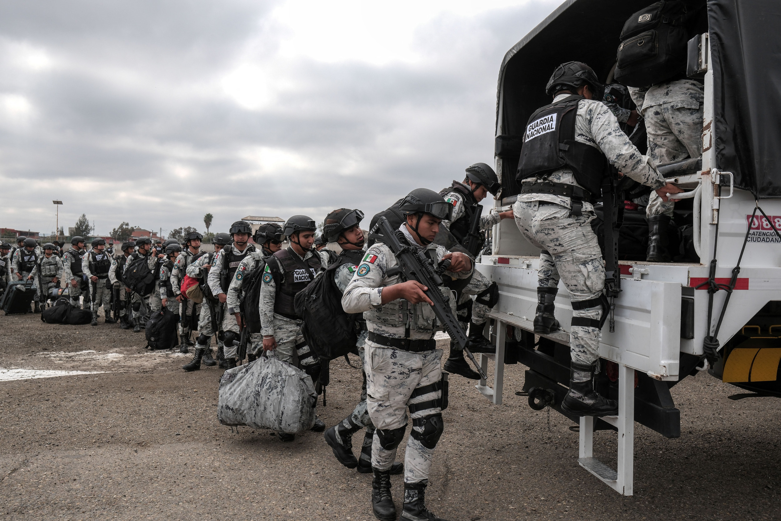 Mexico deploys the first of 10,000 National Guard troops to US border after Trump’s tariff threat