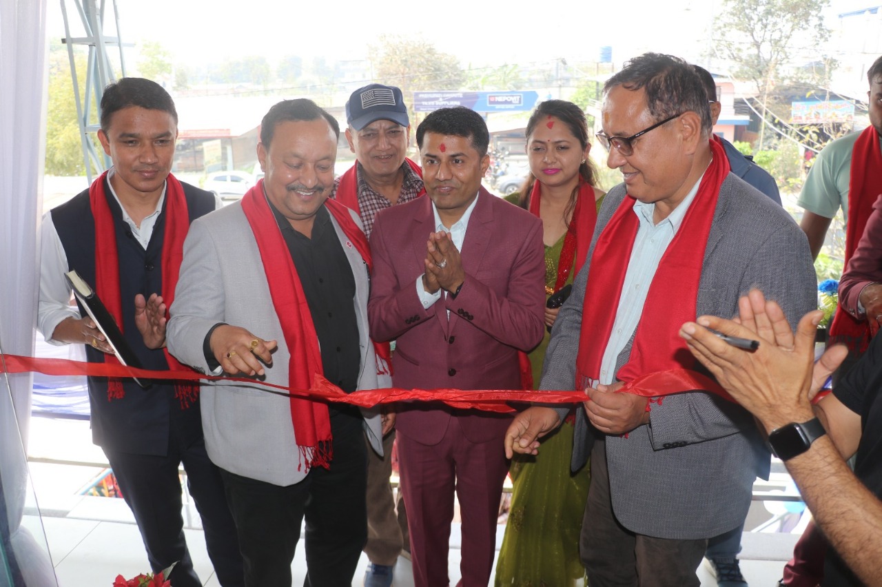 Kajaria unveils new showroom in Bharatpur