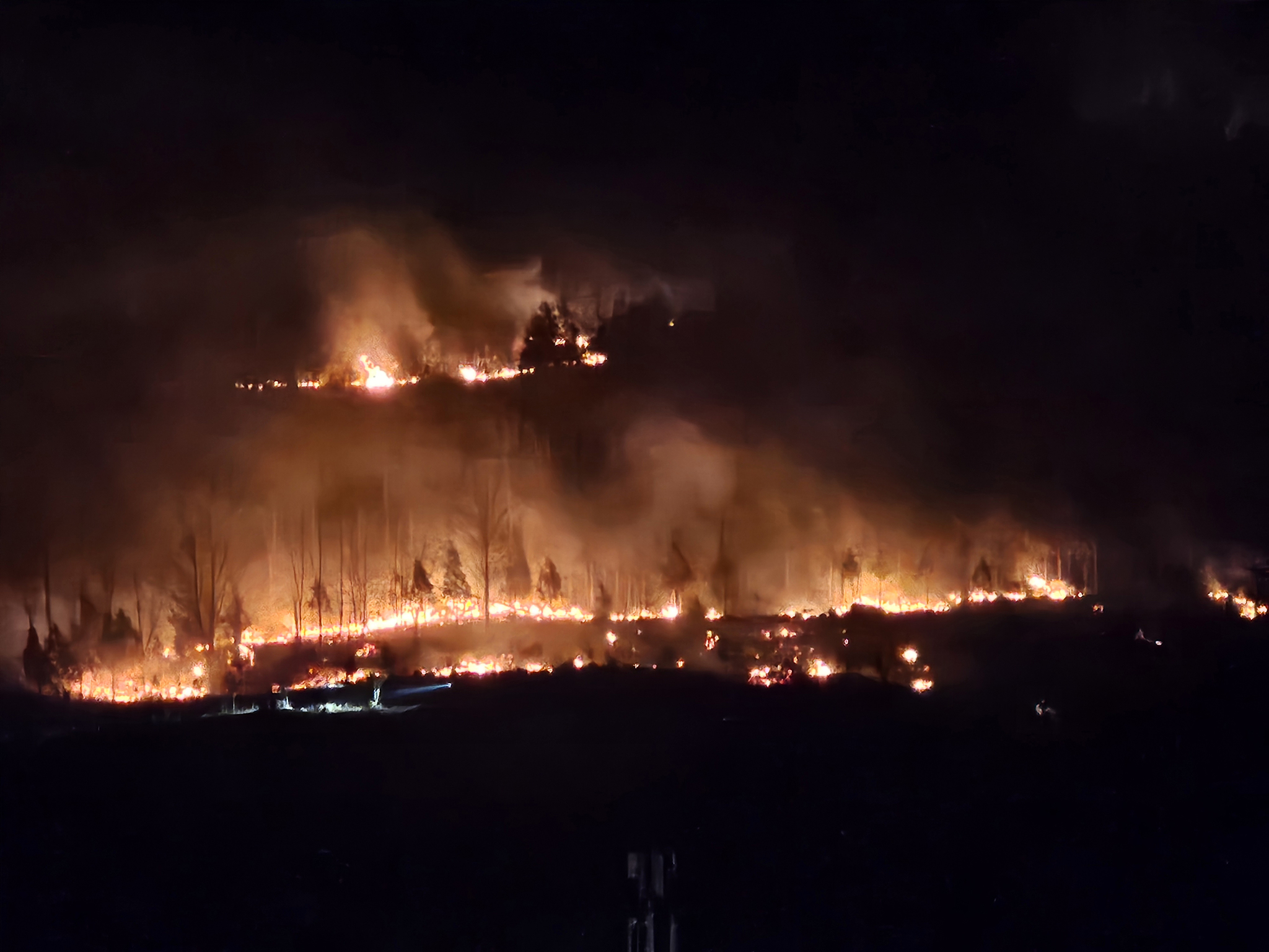 Wildfire in Southeast South Korea kills 4, injures 6; hundreds displaced