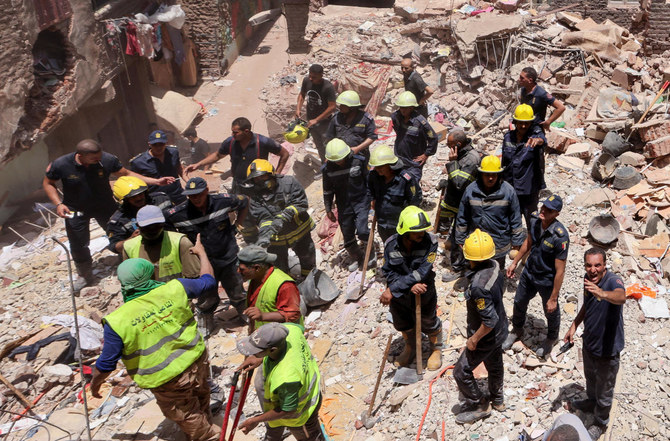 At least 6 killed in building collapse in central Egypt